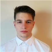 Neodiplomato Liceo Scientifico offre ripetizioni di Lettere